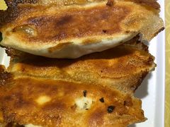 韭菜肉锅贴-春水锅贴·传统鲁菜(大明湖店)