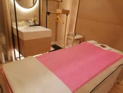 -苑苑vbeauty科技美容SPA