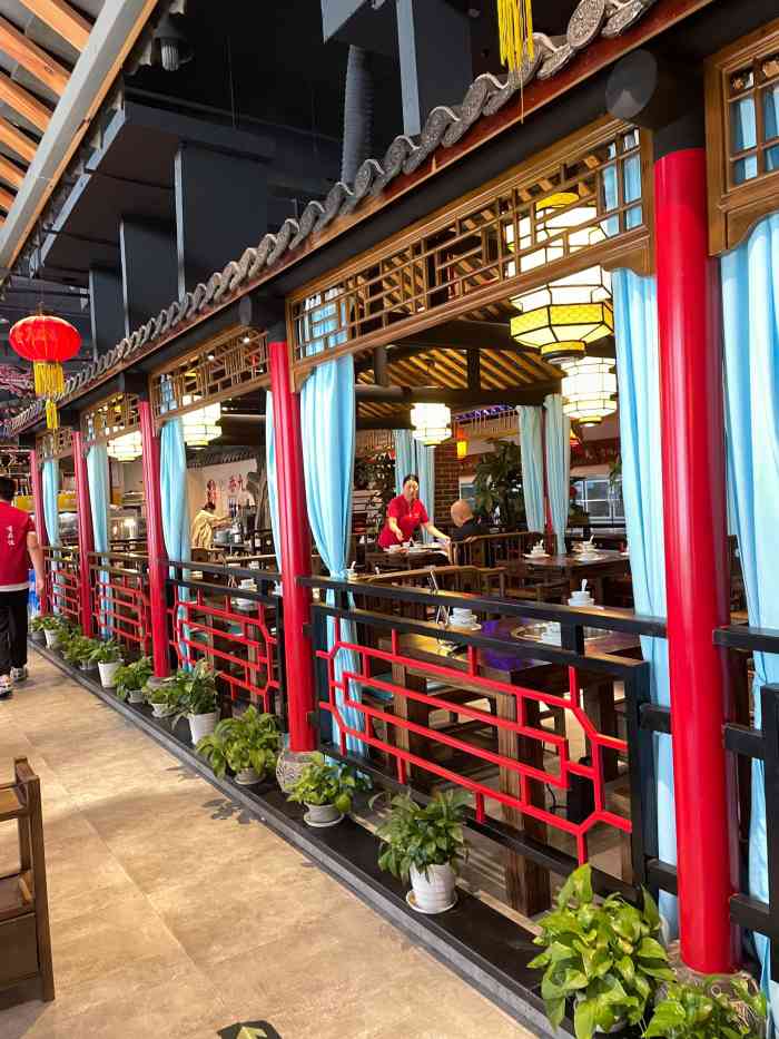 香九天重庆老火锅(财经学院店)