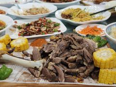 -汗腾格里·风味餐厅(新疆驻京办店)
