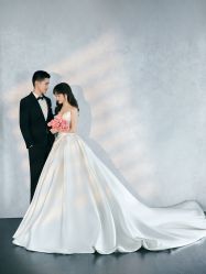 -花里花间摄影工作室