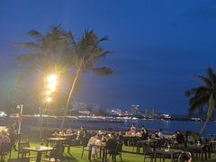 -JW万豪厨房餐厅·滨海草坪烧烤·海鲜·海景(三亚绿发山海天JW万豪酒店)