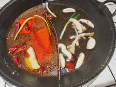 -伍师兄市井火锅(东部星悦天地店)