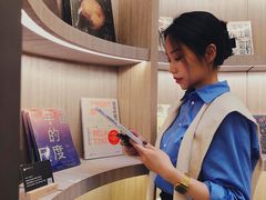 -上海虹桥中心爱琴海亚朵S酒店