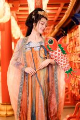 -支流映画摄影·汉服妆造跟拍(本宫来了银泰店)
