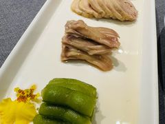 -HOMES上海本帮菜(襄阳公园店)