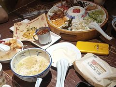 -怪噜范·老贵阳街头名小吃(鸿通城店)