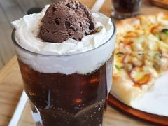 -必胜客(新中纬店)