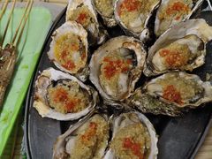 -蚝哥花姐湛江烤生蚝(美丽湾市场店)