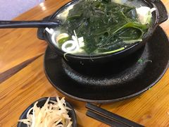 -丽虹云南过桥米线(兴工街店)