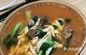 Shredded Pork and Intestine Noodles