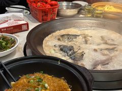 -陈大锅·岳阳鱼馆·地道岳阳菜(美食街店)