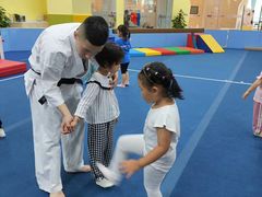 -蜩动儿童运动成长馆(恒生万鹂广场店)