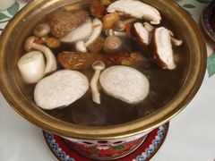 -丽江庭院·云南野生菌·海鲜火锅(鼓楼四合院店)