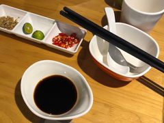 -洪氏嗨捞·广东猪肚鸡·椰子鸡火锅(西咸万象城店)