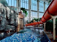 -中家鑫园温泉酒店鑫悦汤泉