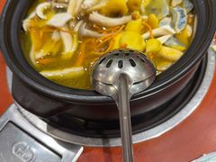 -菌之家·专业纯野生菌火锅·特色炒菌
