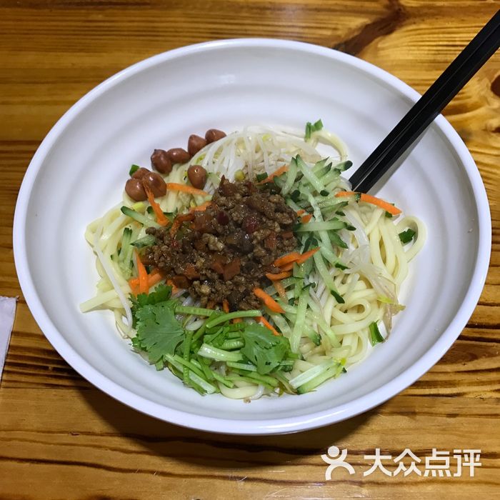 六必居老北京炸酱面图片-北京小吃快餐-大众点评网