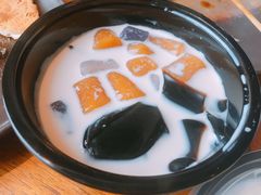 -蓉李记成都名小吃(武汉菱角湖万达店)