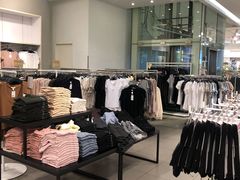 -H&M(鹏欣水游城店)