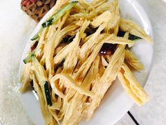拌腐竹-大槐树烤肉馆