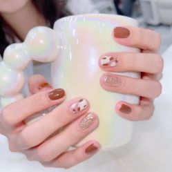 -七彩虹美甲美睫 半永久
