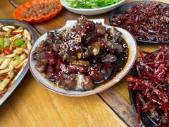 -邱金小炒·30 年盐帮江湖菜(自贡店)