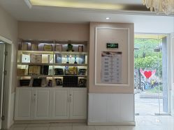 -Bollins波林丝•专研护发中心