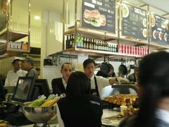 -The open life(万象城店)