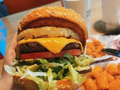 -The Habit Burger Grill 哈比特汉堡(复兴soho店)