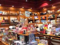 -西西弗书店&矢量咖啡(凯德晶萃广场店)