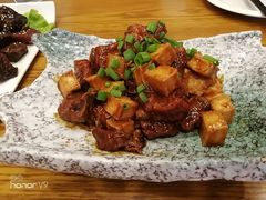 千页豆腐烧小排-隆喜元鱼汤包·海鲜(中联广场店)