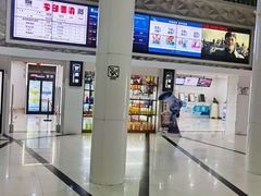 -巨幕影城(光谷广场资本大厦店)