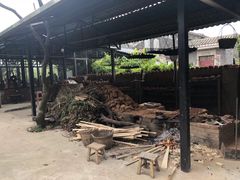 -御霞苑泥烩鸡休闲农庄