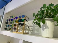 -提一眼镜·蔡司·依视路(小寨店)