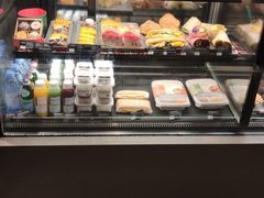 面包甜点陈列柜-星巴克(福州三坊七巷店)