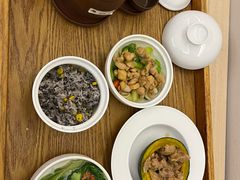 -雪梅月子中心(华侨城店)