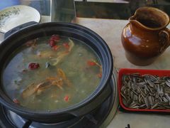 野生菌土鸡锅-蘑统田下·野生菌火锅