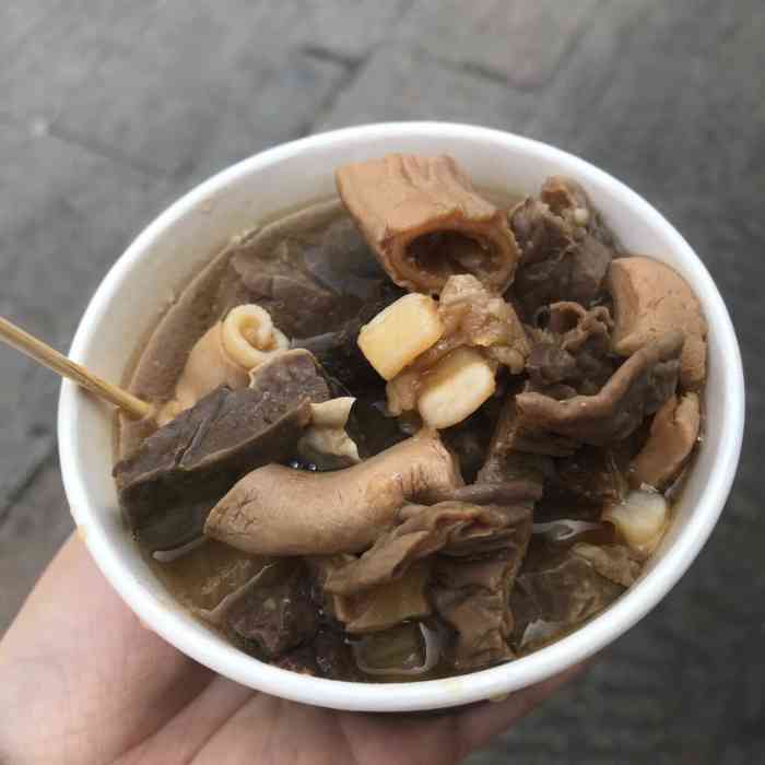 容老爷牛杂(黄埔古村店)