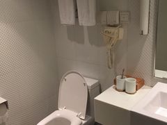 -全季酒店(上海火车站天目西路店)