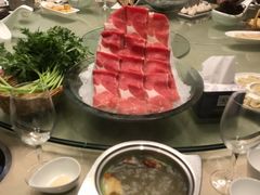 -海上明月海鲜火锅 鲜切牛肉