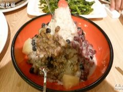 鸳鸯冰山 -港东盛宴烧腊至尊