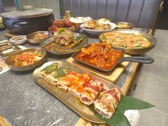 -草家酱蟹炭火烤肉店(珲春南路二店)