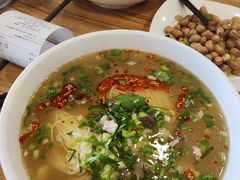 -西部马华清真兰州牛肉面·烧烤夜市(关东店)