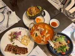 -美奈小馆·越南料理(中航城君尚购物中心店)