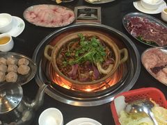 -胡须佬鸡煲四季火锅店(石厦西村直营店)