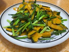韭菜炒南瓜-小郭私房菜·海肠捞饭店(学士街店)