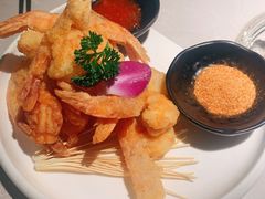 梨球果仁虾-额娘·现烙春饼烤鸭(太原总店)