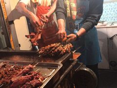 -老钟家烤羊排·敦伊阁清真餐厅胡羊焖饼