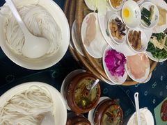 -桥香园云南过桥米线(金马碧鸡店)